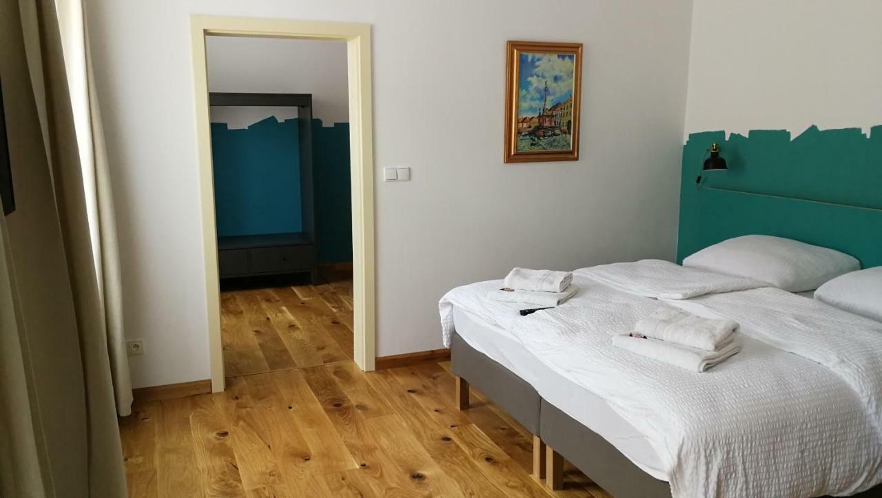 Penzion Stastny Medved Znojmo Exterior foto