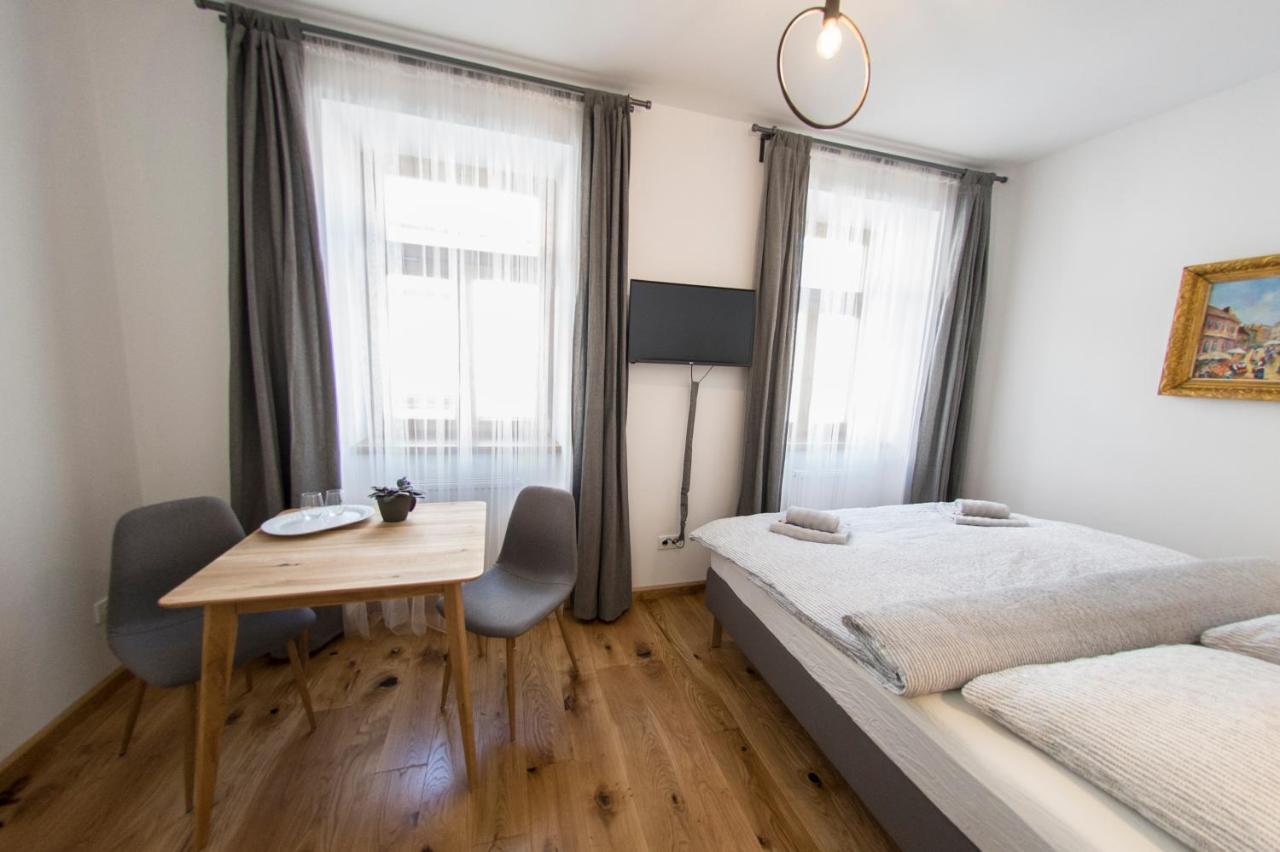 Penzion Stastny Medved Znojmo Exterior foto